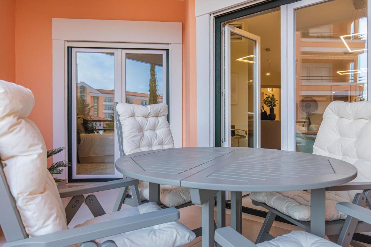 Deluxe 2Bdr Apartment In Carcavelos By Lovelystay Zewnętrze zdjęcie