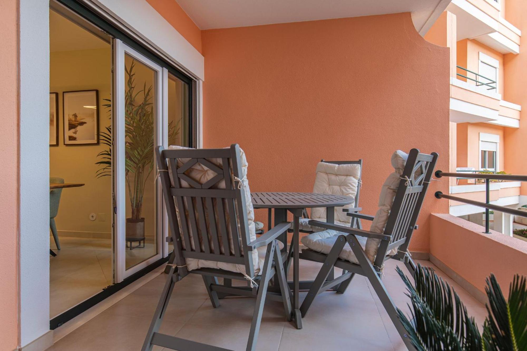 Deluxe 2Bdr Apartment In Carcavelos By Lovelystay Zewnętrze zdjęcie